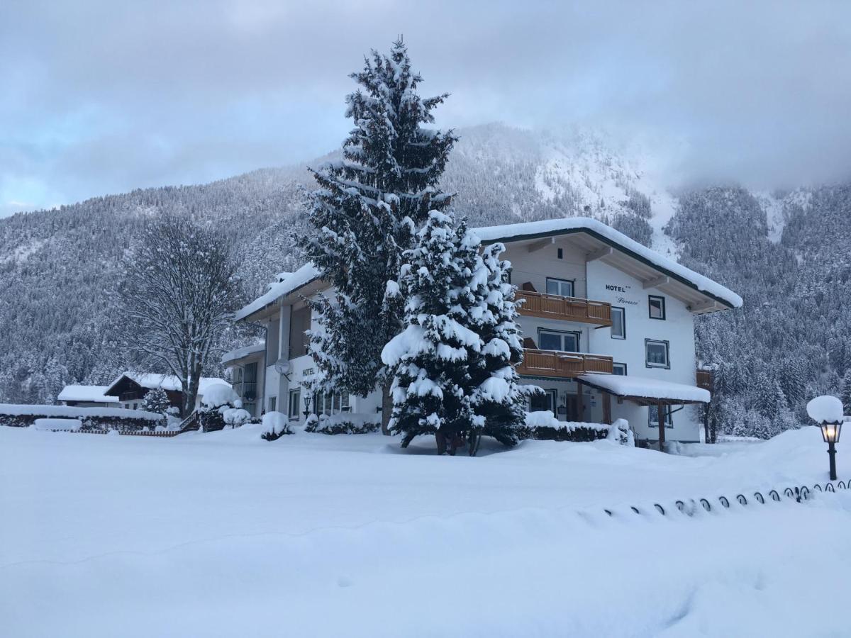 Naturparkhotel Florence ไวเซนบาค อัม เลค ภายนอก รูปภาพ